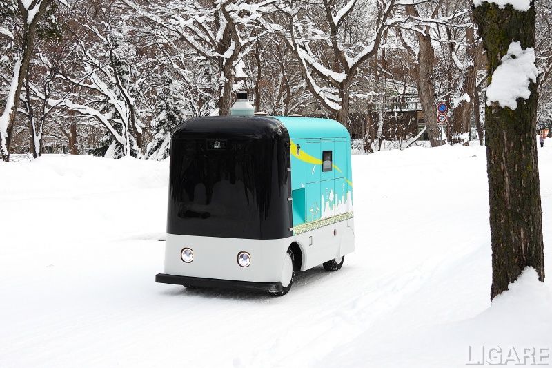 KCCSと北大が雪上走行ロボットを開発　国内初の準公道試験に成功